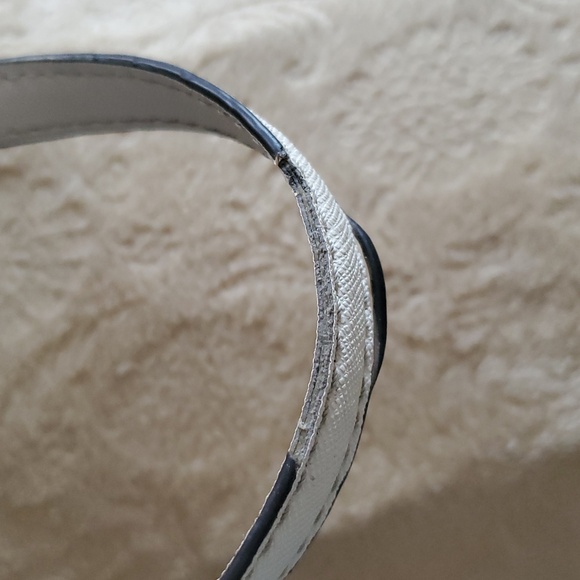 MICHEAL Micheal Kors Jet Set Tote - Picture 14 of 16